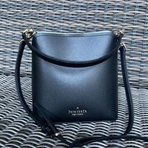 Kate Spade Darcy Small Bucket Bag